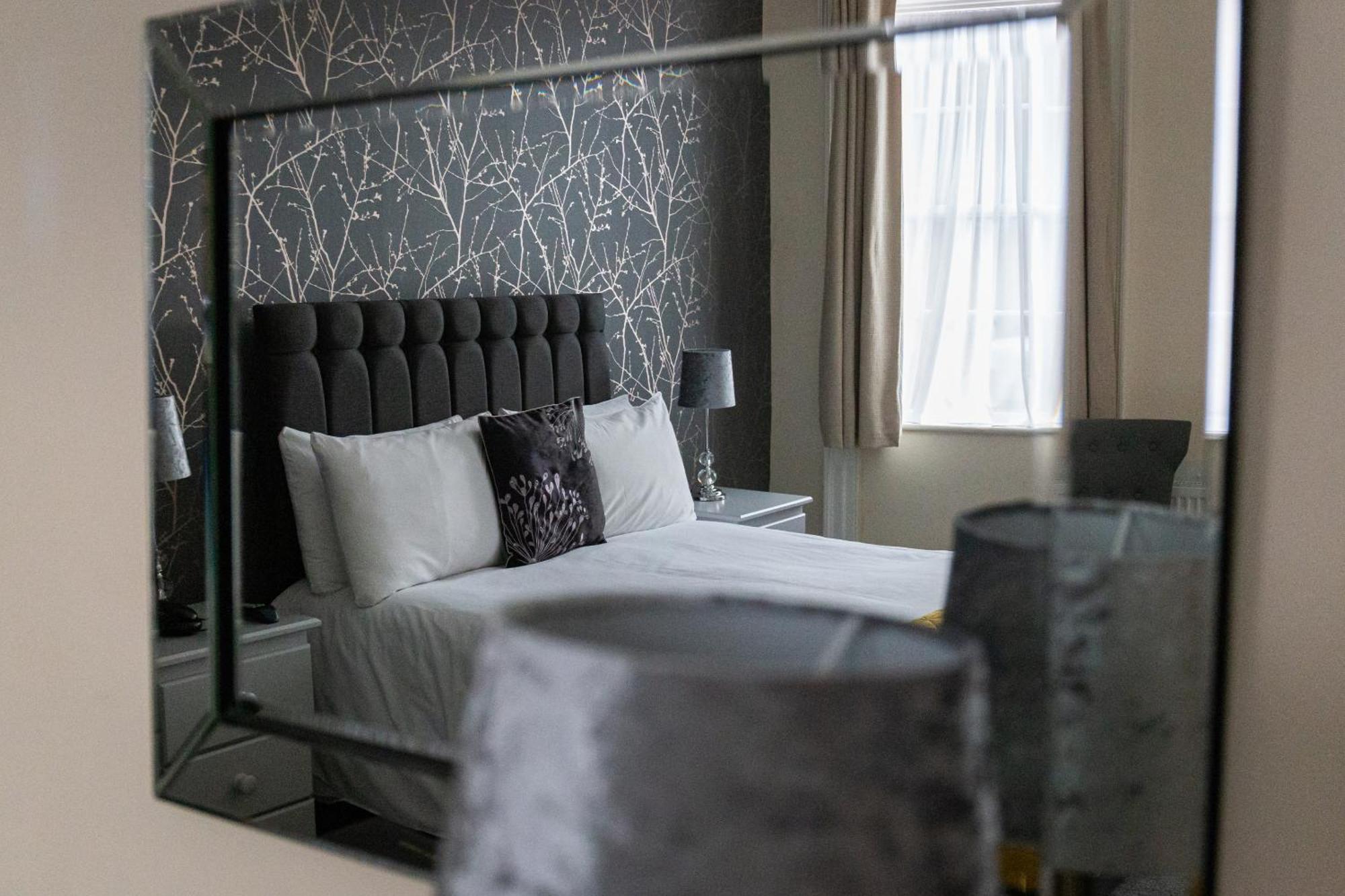 Mount Pleasant Hotel Грейт Малвърн Стая снимка